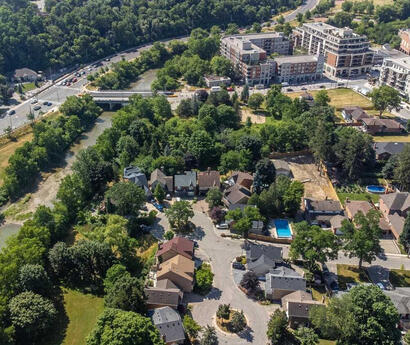 FOR SALE: 47 Park Dr